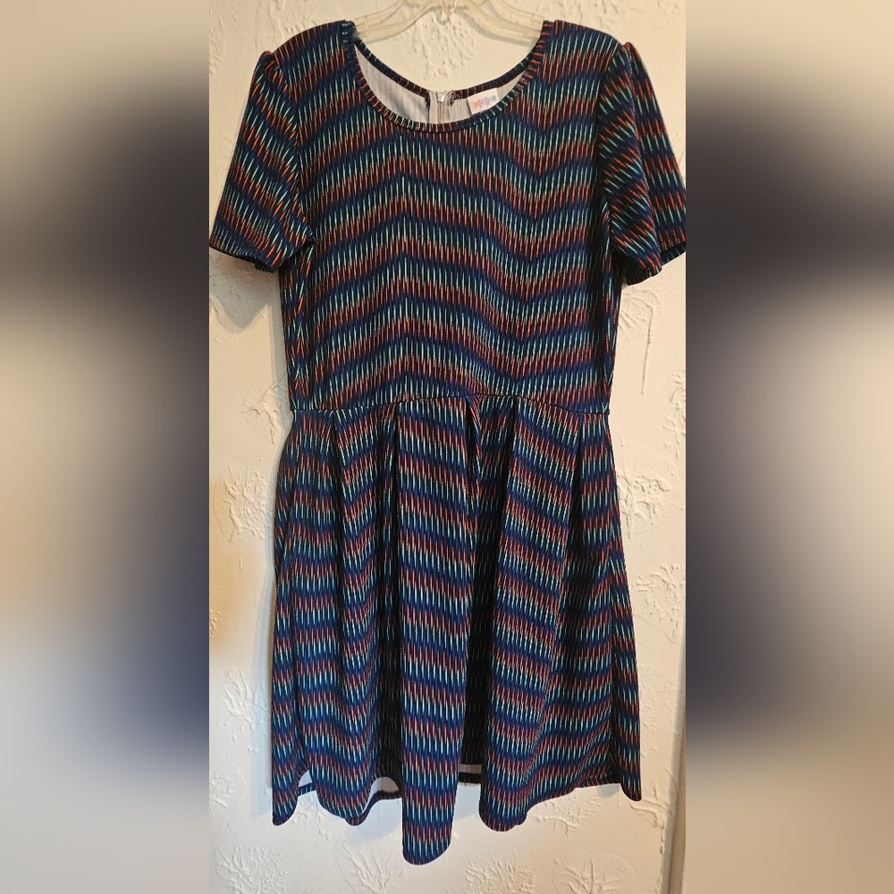 LuLaRoe Women's Amelia Midi Pocket Dress Zipper Closure